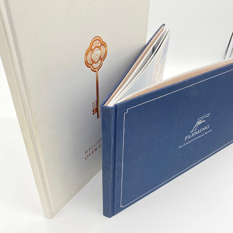 Libro de colorear de encargo del papel de arte que imprime el certificado clásico del CS del diseño