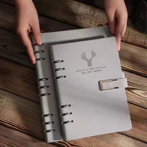 La aduana impresa corporativa de cuero de los cuadernos A5 del 14.3cm de los x 21.5cm imprimió las libretas